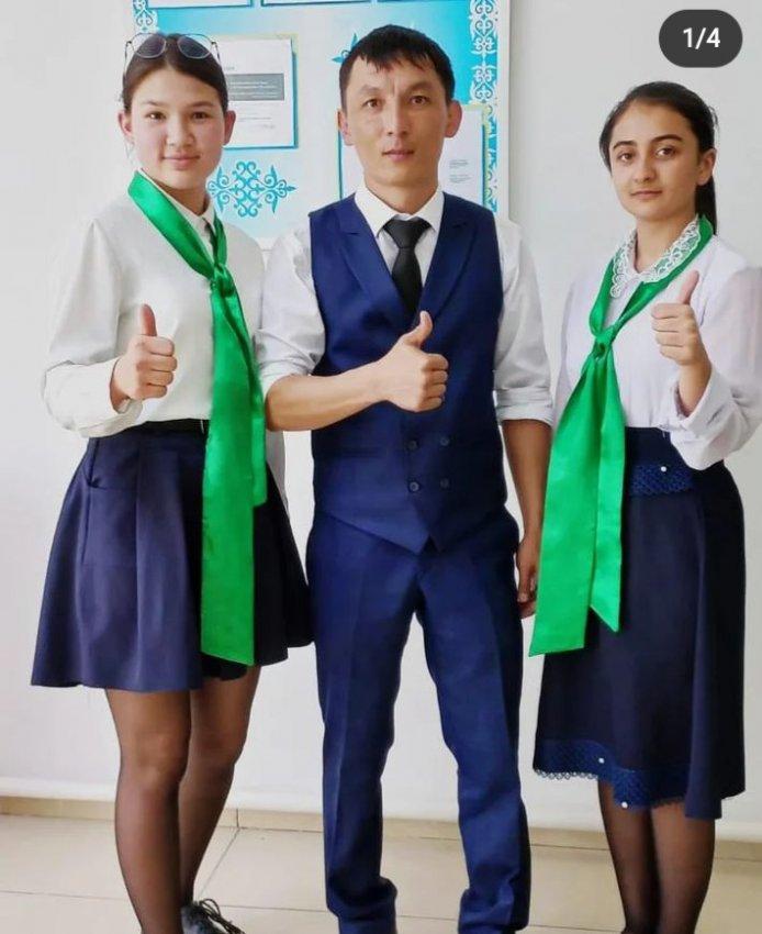 "Эрудит" фракция командасы жүлделі І орынды иеленіп, "Үздік спикер" ретінде 9 сынып оқушысы Павлова Дана облыстық кезеңге жолдама алды.